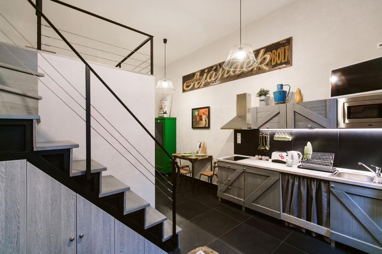 The Art Of Home Budapest Exterior photo
